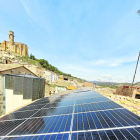 Les plaques solars que ja ha instal·lat l'ajuntament de Castelló de Farfanya en equipaments públics.