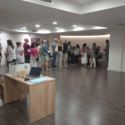 Cues dissabte passat a la sala de vot de l’ambaixada espanyola.