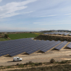 Imatge d’arxiu de panells solars instal·lats a Almacelles.