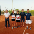 Cèlia Torrelles i Bruno Melé, amb els trofeus de campió.