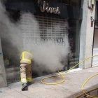 Incendio en una zapatería del Eje Comercial de Lleida.