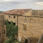 Vista de ayer de Cal Segura, en el centro del pueblo. 