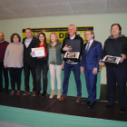 Los premiados con el exconseller Giró, el presidente de la comarca y la alcaldesa de Les Borges.