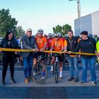 Abraham Olano y Mathieu Hermans, antes del inicio de la marcha cicloturística Montsec-Montsec.