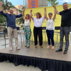 Joan Talarn (dreta) i els candidats, en l’acte final d’ERC.