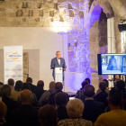 El president dels Amics de la Seu Vella, Joan Ramon González, ahir a la Sala Gran de la Canonja.