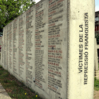 Monument a les víctimes de la repressió franquista al cementiri de Lleida.