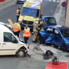 Imagen de una colisión ayer por la mañana en Almacelles. 