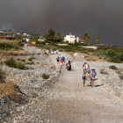 Al menos 19.000 evacuados por un gran incendio en la isla de Rodas