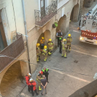 L’incident va provocar expectació al carrer Canonges.