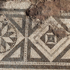 Descobreixen mosaics perfectament conservats durant unes excavacions a Pompeia