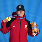 La lleidatana Laia Sellés posa amb la segona medalla d’or aconseguida als FOJE d’Itàlia.