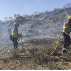 Bomberos en el incendio de L’Albagés. 