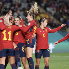 Les jugadores espanyoles celebren un dels gols d’Hermoso.