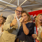 “Hablaré con todos, menos con Vox” - El ganador de las elecciones, Fèlix Larrosa, prometió escuchar a la ciudadanía y hablar con todos los grupos de la Paeria, excepto con Vox, aunque evitó pronunciarse sobre posibles alianzas en una noche ...