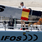 Felipe VI llegando este sábado a la base naval de Porto Pi.