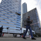 Un edificio de Moscú sufrió daños leves.