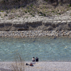 El Noguera Ribagorçana a la altura de Mont-rebei, donde se ven las marcas del nivel habitual del agua.