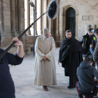 Una escena del rodaje de la película 'La abadesa' con el actor Carlos Cuevas en el claustro de la Seu Vella de Lleida