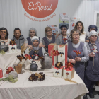 Roses per llepar-se els dits - L’obrador El Rosal de Tàrrega, que dona feina a persones amb discapacitat i a col·lectius vulnerables, preveu vendre en aquesta campanya de Sant Jordi 25.000 roses de galeta i xocolate negre o amb gust de maduixa. ...