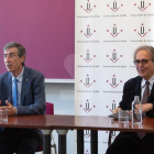 El Ministro de Universidades, Joan Subirats, y el rector de la Universitat de Lleida, Jaume Puy, en una reunión a la UdL.