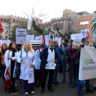 Manifestación de médicos y personal sanitario en Barcelona durante la huelga del 25 de enero.