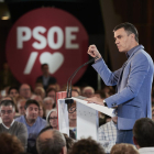 Pedro Sánchez participó ayer en un acto del PSOE en Pamplona.