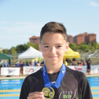 Jordi Carrasco Cadens, con su medalla de oro en los 1.500 libre.