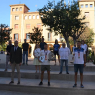 Arnau Monné, al centre, ahir durant l’homenatge.