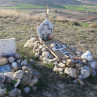 imagen de archivo de tumbas de animales en Alguaire. 