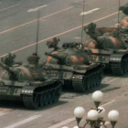 La imagen de un hombre frente a los tanques dio la vuelta al mundo.