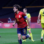 Mikel Oyarzabal celebra el gol que va donar a Espanya la primera victòria.