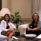 La ministra de Transports, Raquel Sánchez, amb la consellera de Territori, Ester Capella, durant la reunió al Ministeri de Transports.