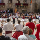 La cultura local impregna el dia gran de les festes de Cervera