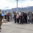 Ciutadans de l’Alt Karabakh ahir en un camp de refugiats.