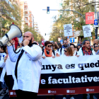 Manifestació de metges a Barcelona durant la vaga del 25 de gener.