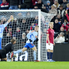 Gavi celebra el gol que va classificar Espanya per a l’Eurocopa.