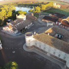 Vista àrea de la finca del Castell del Remei, que pertany al municipi de Penelles.