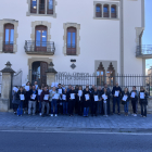 Les famílies d’alumnes de La Salle de Mollerussa que van presentar ahir reclamacions al consell del Pla d’Urgell.