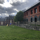 L’escola de Salardú, un dels edificis que s’escalfaran amb la xarxa de calor amb biomassa.