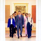 El president espanyol va reunir ahir per primera vegada el seu nou Consell de Ministres.