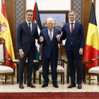 Sánchez, ahir al costat dels seus homòlegs palestí i belga.