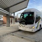 Un autobús contractat per Renfe per portar passatgers afectats.