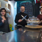 compromís. La cooperativa de consum Lo Fato de Lleida permet als socis comprar aliments de proximitat i ecològics a bon preu.