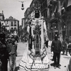 1906. El gegant Faraó (actual Romà), de l’escultor Corcelles, plaça Sant Joan. 