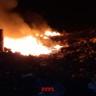 El foc va cremar una pila d’escombraries a Balaguer.