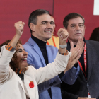 María Jesús Montero, Pedro Sánchez i el candidat a les primàries del PSdeG, José Ramón Gómez.