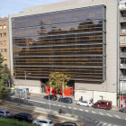 Imatge de la façana de la seu de la Tresoreria General de la Seguretat Social a Lleida.
