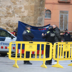 Els Mossos treballant al lloc on es va trobar el petit.