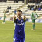 Antonio Romero, celebrant la victòria davant del Cerdanyola.